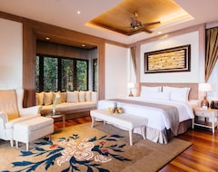 Khách sạn Royale Chulan Cherating Villa (Cherating, Malaysia)