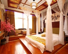 Hotel Xin Yueju lnn (Wuzhen, China)