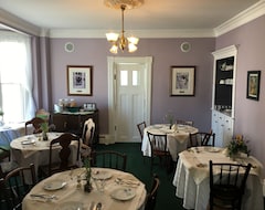 Bed & Breakfast Come from Away B&B (Digby, Canada)