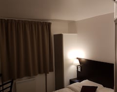 Hotel Nevers (Nevers, France)