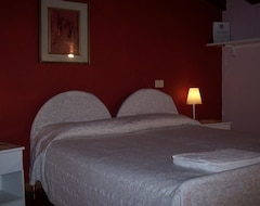 Hotel Al Caminetto (Monzambano, Italy)