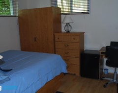 Otel Cozy Bedroom Convenient Location (Bethesda, ABD)