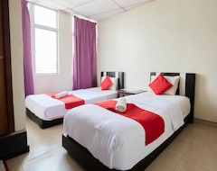 Khách sạn OYO 885 Jerteh Hotel (Kuala Besut, Malaysia)