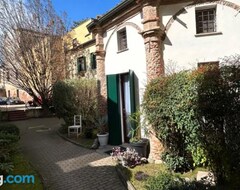 Toàn bộ căn nhà/căn hộ Chiesetta Abside Ex Seminario (Rovigo, Ý)