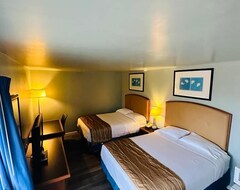 Khách sạn Travel Inn & Suites (Emporia, Hoa Kỳ)