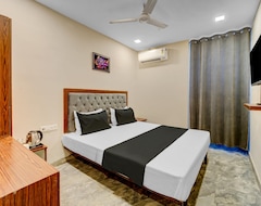 Khách sạn Oyo 822563 Hotel 81 Tristar (Patna, Ấn Độ)