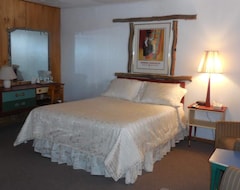 Khách sạn Elkhorn Lodge (Chama, Hoa Kỳ)