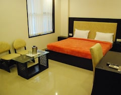 Khách sạn OYO 9267 Hotel Walnut Castle (Delhi, Ấn Độ)