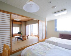 Hotel La Teada Kume-Island (Kumejima, Japan)