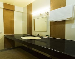 OYO 11091 Hotel Silver Court (Pune, Hindistan)
