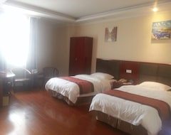 GreenTree Inn AnHui LuAn HuoQiu JianXing Road Express Hotel (Lu'an, Kina)