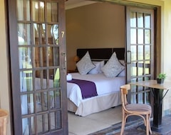 Hotel La Vue Guest Lodge and Function Venue (Muldersdrift, South Africa)