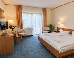 Khách sạn Hotel Waldesruh (Lengefeld, Đức)