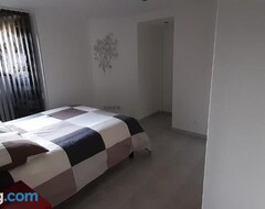 Cijela kuća/apartman Chez Nave Au Pied Du Meygal (Champclause, Francuska)