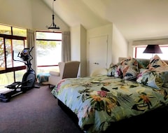 Hele huset/lejligheden Private Absolute Beachfront 4 Bedroom House (Ohope Beach, New Zealand)