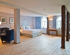 Double Room Romantic - Romantik Hotel Gutshaus Ludorf (H) (Ludorf, Alemania)