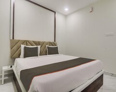 Khách sạn Collection O Hotel Rb Grand (Hyderabad, Ấn Độ)