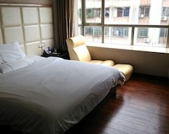 Khách sạn Foshan Hefeng Holiday Inn (Foshan, Trung Quốc)