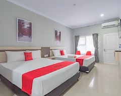 Khách sạn Reddoorz Plus @ Otista Garut (Garut, Indonesia)