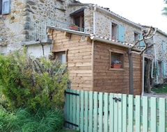 Toàn bộ căn nhà/căn hộ Holiday Home Gîte La Ferme With Mountain View, Garden & Wi-fi (Montlaux, Pháp)