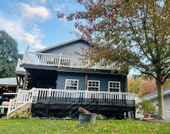 Toàn bộ căn nhà/căn hộ Cottage On The Lake: Atwood (Sherrodsville, Hoa Kỳ)