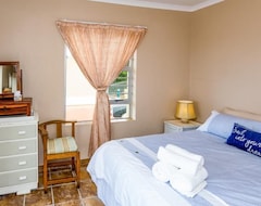 Hotel Tuscany On Sea (Mossel Bay, South Africa)