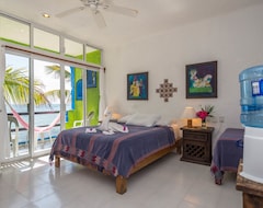 Otel Akumal Beachfront Condo 3 Bedrooms 3 Bathrooms Half Moon Bay (Akumal, Meksika)