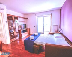 Cijela kuća/apartman Beautiful 2 Bedroom Apt In The Heart Of Riva (Riva del Garda, Italija)