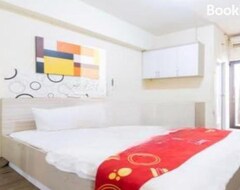 Otel OYO 93761 Kemang View By Room 88 (Bekasi, Endonezya)