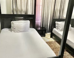 Khách sạn Crystal Apartment Hotel And Lodges (Entebbe, Uganda)