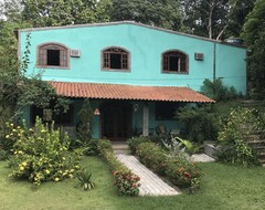 Toàn bộ căn nhà/căn hộ Country House In The Middle Of Preserved Nature (Magé, Brazil)