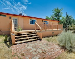 Hele huset/lejligheden Tranquil Maricopa Retreat W/ Pool + Hot Tub (Maricopa, USA)