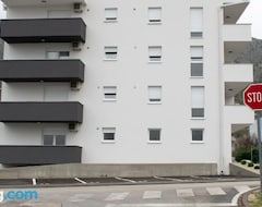 Tüm Ev/Apart Daire An Apartment M & K - 70 M2 (Ljubuški, Bosna-Hersek)