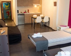Otel Villarroel Apartments Barcelona (Barselona, İspanya)