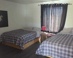 641 Grill & Motel (Craven, Canada)