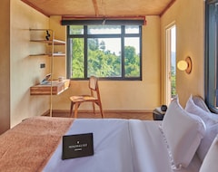 Khách sạn Minimalist An Eco Farmstay (Shimla, Ấn Độ)