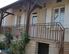 Cijela kuća/apartman Maison Tout Confort Pour 4 A 6 Dans Village Paisible (Argenteuil-sur-Armançon, Francuska)
