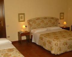 Hotel La Rocca (Gubbio, Italy)