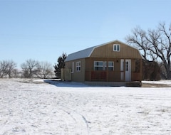 Casa rural Hayfield Cabin 1, A Place To Get Away From It All! (Fort Laramie, EE. UU.)