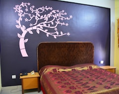 Khách sạn Mansarover Hotel (Bareilly, Ấn Độ)