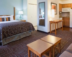 Staybridge Suites Minneapolis-Maple Grove, an IHG Hotel (Maple Grove, USA)