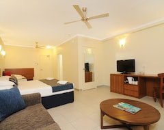 Khách sạn Cairns Queenslander Hotel & Apartments (Cairns, Úc)