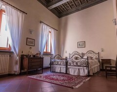 Bed & Breakfast L' Agnolo (Montepulciano, Italija)