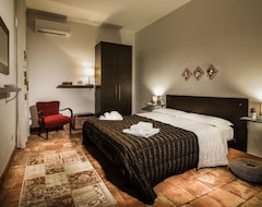 Bed & Breakfast Nake Residenza Artistica (Sant'Alfio, Ý)