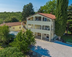 Toàn bộ căn nhà/căn hộ Apartments Saladinka / Apartment Saladinka Ii (Poreč, Croatia)
