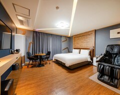 Khách sạn Sacheon Hotel Special (Sacheon, Hàn Quốc)