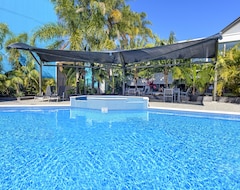 Khách sạn Palm Court Motor Inn (Port Macquarie, Úc)