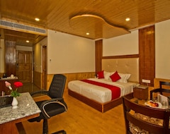 Khách sạn Sarthak Regency by M K Hospitality,Rangri, Manali,HP,Just 1 kms from Volvo parking (Manali, Ấn Độ)