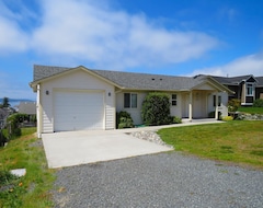 Toàn bộ căn nhà/căn hộ Camano Island View Rambler (Built 2014) (Camano Island, Hoa Kỳ)