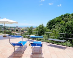 Casa/apartamento entero Greenbluehouse Sea View Holiday Home With Terrace, Garden, Parking (Chiavari, Italia)